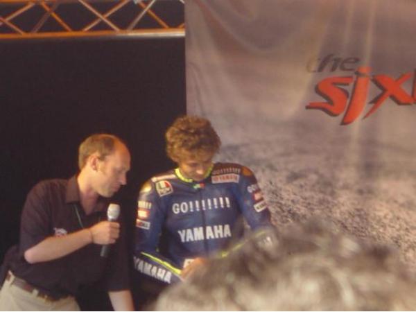 Presentación R6 y R1 2006 en Montmeló