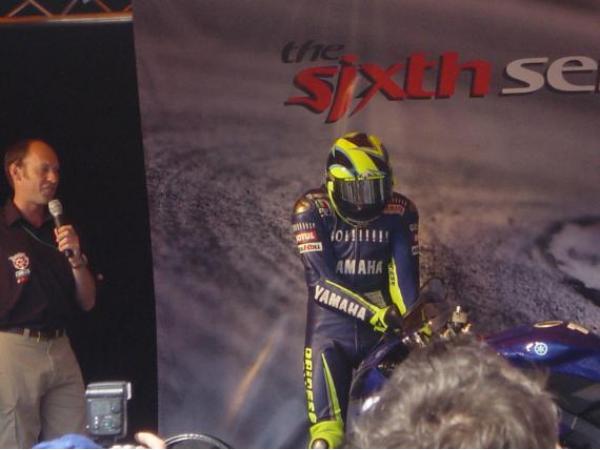 Presentación R6 y R1 2006 en Montmeló