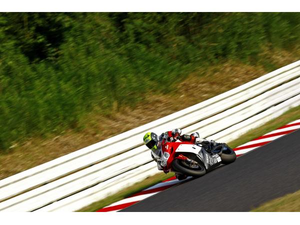 8H. OSCHERSLEBEN ALEMANIA 2008